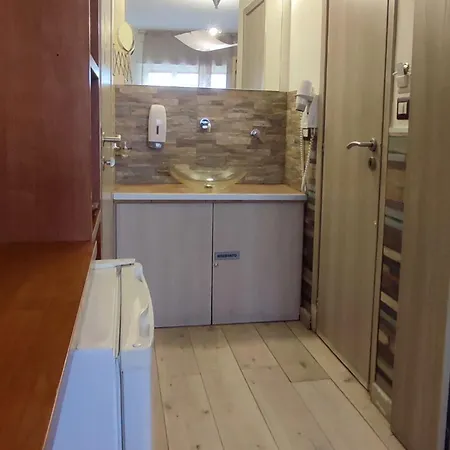 Nitto House Pensionat 3*